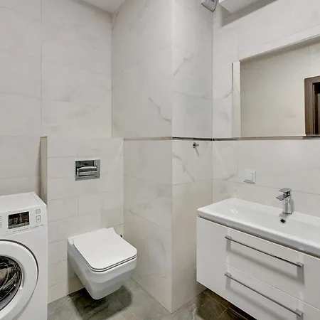 Grand Apartments - Luxury Apartment On The 11Th Floor With A View Of The Old Town Gdansk Exterior photo